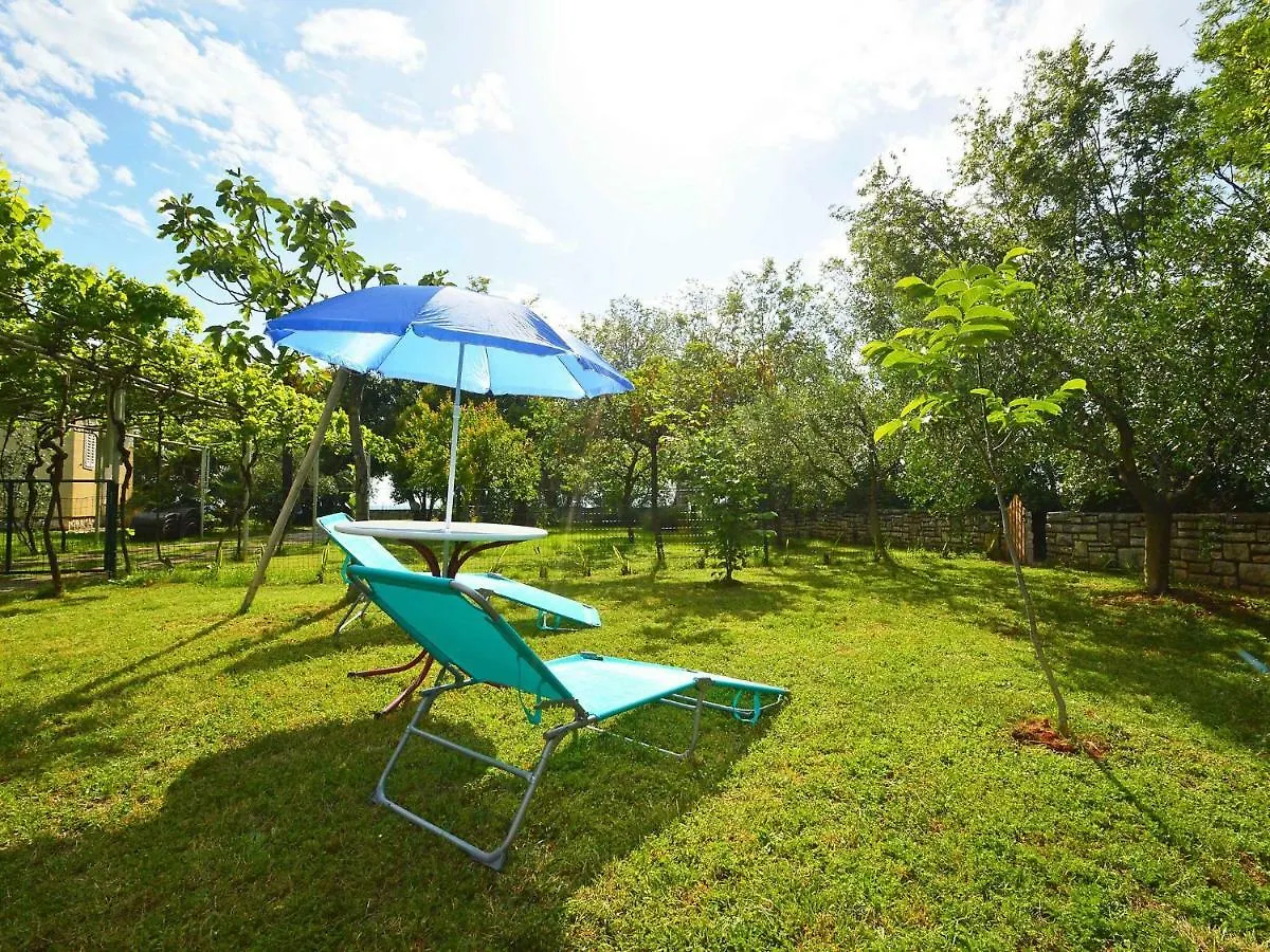 Holiday Home Aron By Interhome ウマグ